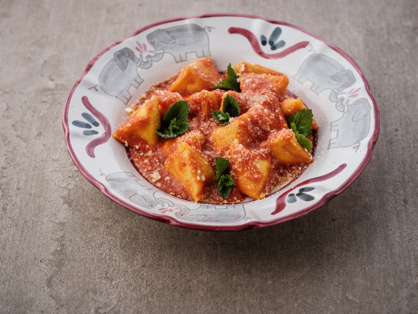 Pic aubergine/mint with tomato sugo