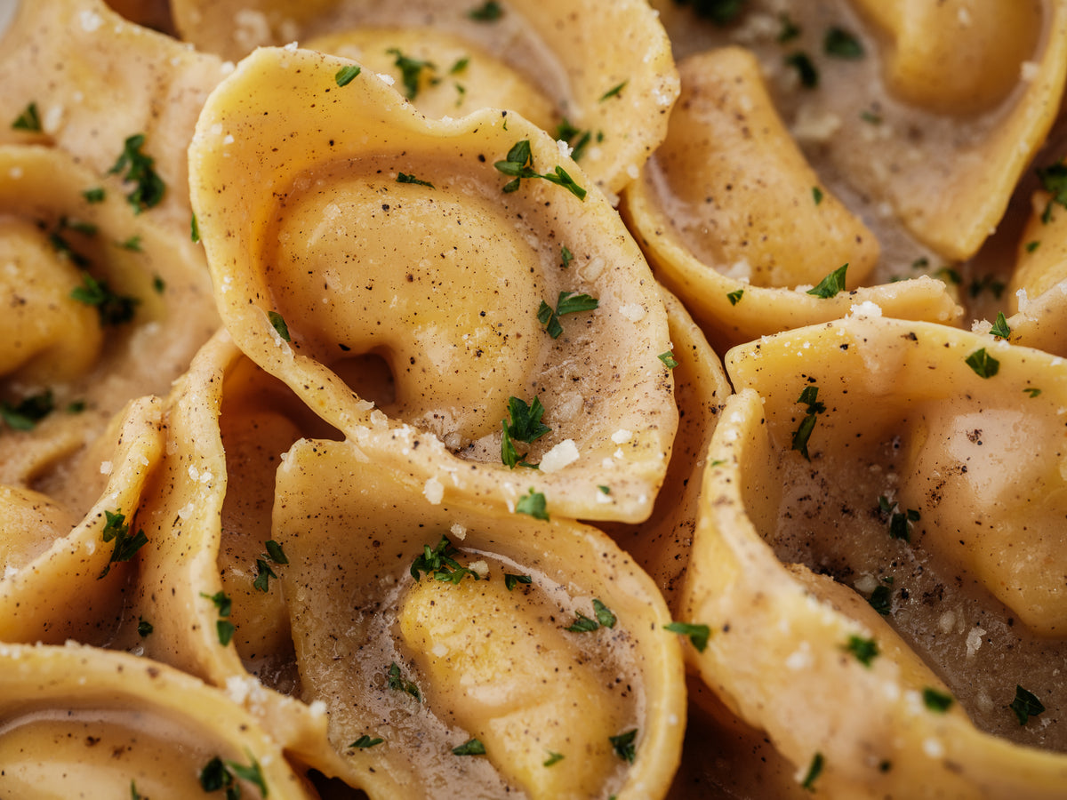 Mushrooms Cappelli with Pepper Sauce