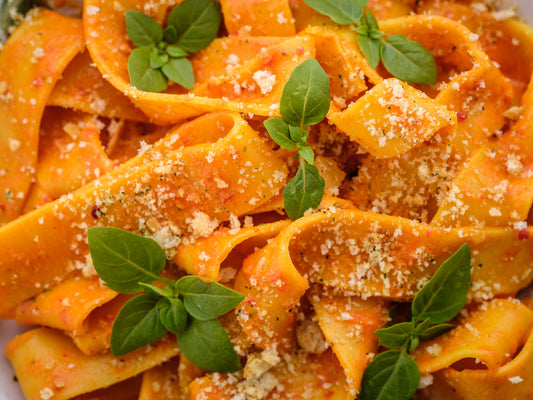 Pappardelle 'nduja sugo/ Garlic Crunch